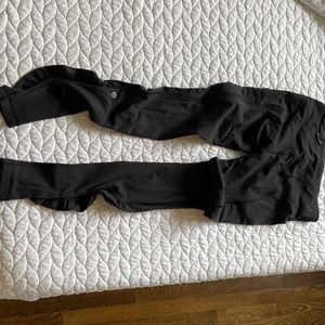 Lululemon yoga pants